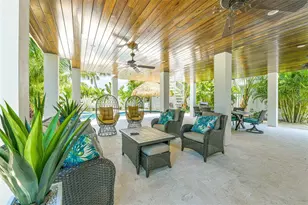 221 Grant Dr, Sarasota, FL 34236 - Photo 65