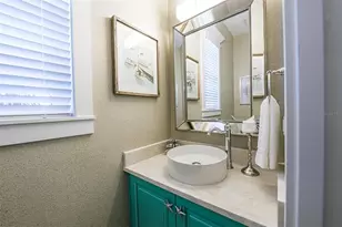 221 Grant Dr, Sarasota, FL 34236 - Photo 55