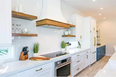 221 Grant Drive, Sarasota, FL 34236 - Photo 11