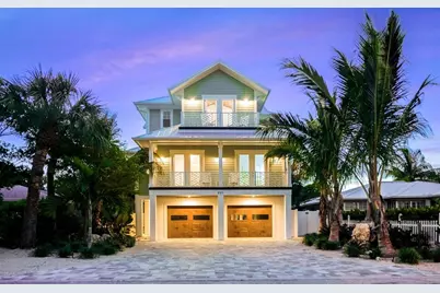 221 Grant Drive, Sarasota, FL 34236 - Photo 1