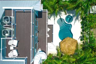 221 Grant Dr, Sarasota, FL 34236 - Photo 15