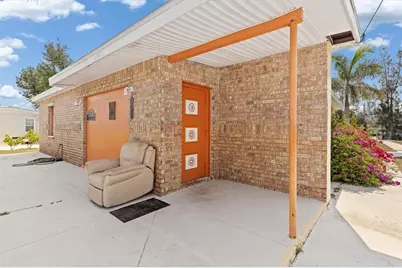 891 Palmetto Drive NE, Port Charlotte, FL 33952 - Photo 7