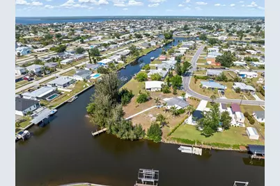 891 Palmetto Drive NE, Port Charlotte, FL 33952 - Photo 41