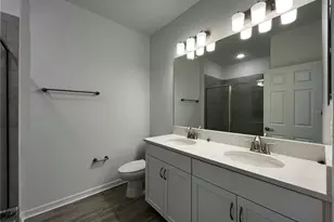 4067 Via Sienna Cir, Sarasota, FL 34243 - Photo 19