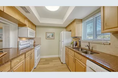 777 Beach Road #1B, Sarasota, FL 34242 - Photo 15