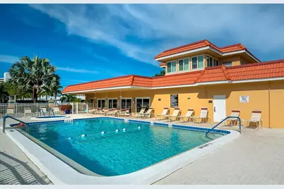 1250 N Portofino Drive #304, Sarasota, FL 34242 - Photo 31