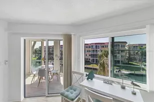 1250 N Portofino Dr, Sarasota, FL 34242 - Photo 5