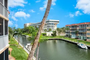 1250 N Portofino Dr, Sarasota, FL 34242 - Photo 11