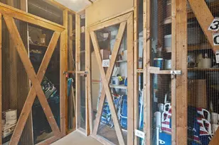 1250 N Portofino Dr, Sarasota, FL 34242 - Photo 23