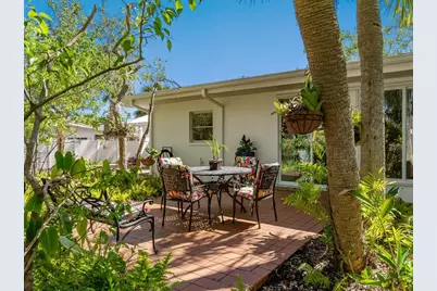 5432 Cape Leyte Drive, Sarasota, FL 34242 - Photo 27