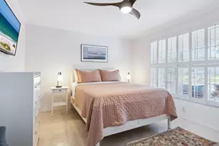 5432 Cape Leyte Dr, Sarasota, FL 34242 - Photo 23