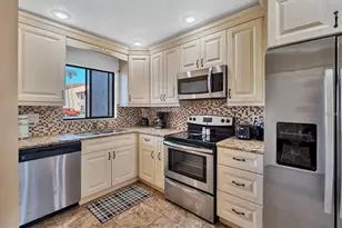 1624 Stickney Point Rd, Sarasota, FL 34231 - Photo 7