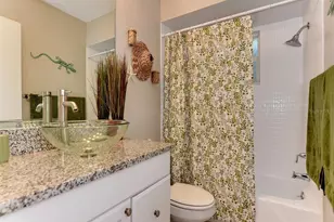 301 Avenida Madera, Sarasota, FL 34242 - Photo 11