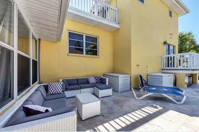 301 Avenida Madera #A, Sarasota, FL 34242 - Photo 17