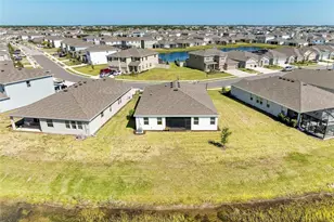 17555 Cantarina Cove, Bradenton, FL 34211 - Photo 5