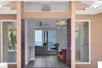 3931 Bay Shore Road, Sarasota, FL 34234 - Photo 11