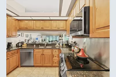 7724 Palm Aire Lane, Sarasota, FL 34243 - Photo 13