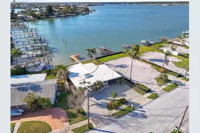 15305 Harbor Drive, Madeira Beach, FL 33708 - Photo 11