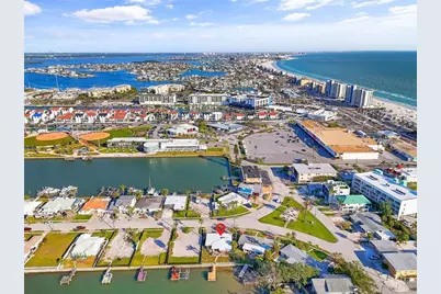 15305 Harbor Drive, Madeira Beach, FL 33708 - Photo 5