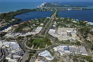 2128 Midnight Pearl Dr, Sarasota, FL 34240 - Photo 23