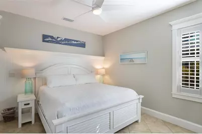 113 Maple Avenue, Anna Maria, FL 34216 - Photo 15