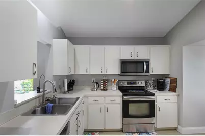 1304 Capri Isles Boulevard #31, Venice, FL 34292 - Photo 9