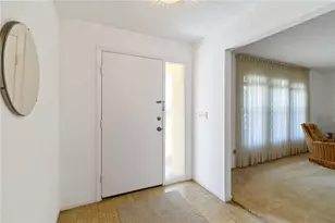 2271 Pine View Cir, Sarasota, FL 34231 - Photo 3