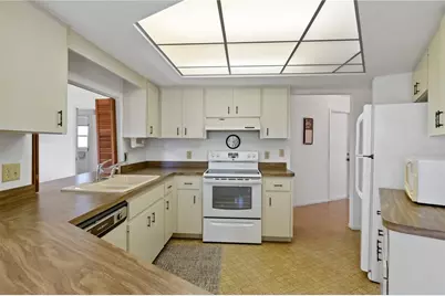 2271 Pine View Circle, Sarasota, FL 34231 - Photo 19