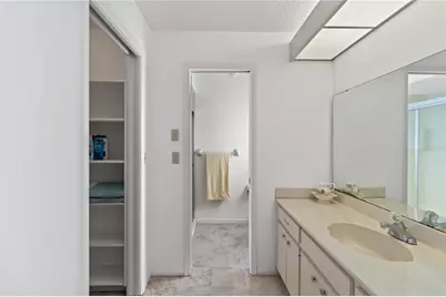 2271 Pine View Circle, Sarasota, FL 34231 - Photo 33