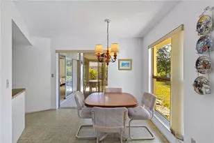 2271 Pine View Cir, Sarasota, FL 34231 - Photo 13