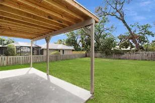 5824 Wildwood Ave, Sarasota, FL 34231 - Photo 41