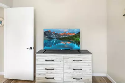 5824 Wildwood Avenue, Sarasota, FL 34231 - Photo 27