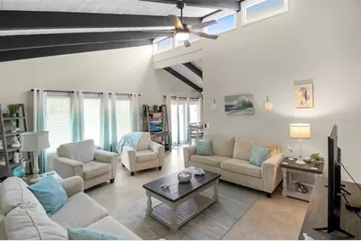 5824 Wildwood Avenue, Sarasota, FL 34231 - Photo 7