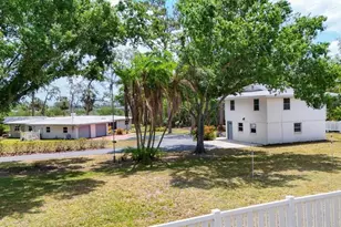 4311 52nd St E, Bradenton, FL 34208 - Photo 3