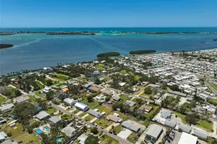 4420 101st St W, Bradenton, FL 34210 - Photo 1