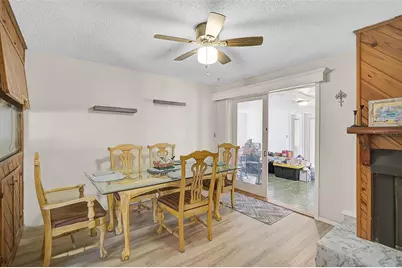 4420 101st Street W, Bradenton, FL 34210 - Photo 9