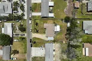 4420 101st St W, Bradenton, FL 34210 - Photo 31