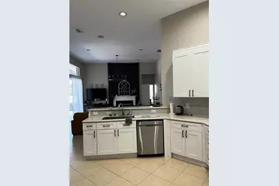 7742 Camden Harbour Drive, Bradenton, FL 34212 - Photo 5