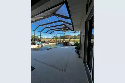 7742 Camden Harbour Drive, Bradenton, FL 34212 - Photo 15