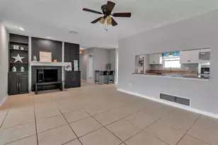 6422 Beechwood Ave, Sarasota, FL 34231 - Photo 13