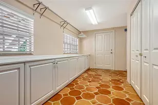 5024 Commonwealth Dr, Sarasota, FL 34242 - Photo 45