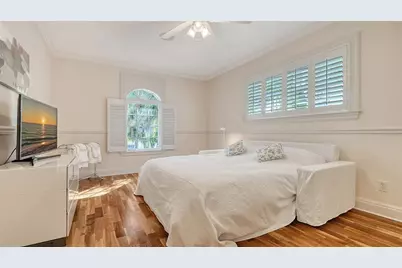 5024 Commonwealth Drive, Sarasota, FL 34242 - Photo 41