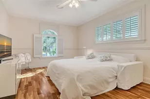 5024 Commonwealth Dr, Sarasota, FL 34242 - Photo 41