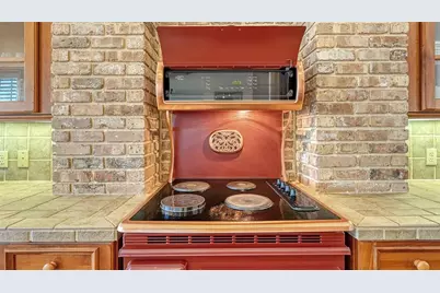 5024 Commonwealth Drive, Sarasota, FL 34242 - Photo 19