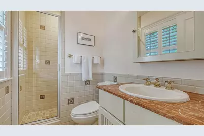 5024 Commonwealth Drive, Sarasota, FL 34242 - Photo 43