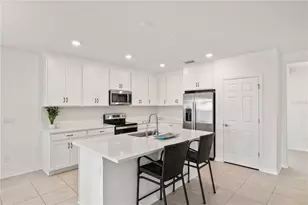 9725 Last Lgt Gln, Parrish, FL 34219 - Photo 5