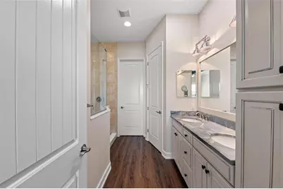 241 Sapphire Lake Drive #201, Bradenton, FL 34209 - Photo 31