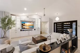 238 Island Cir, Sarasota, FL 34242 - Photo 11