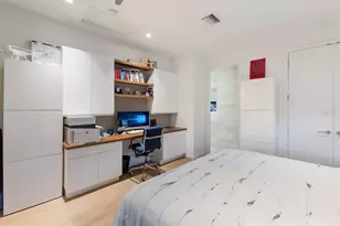 238 Island Cir, Sarasota, FL 34242 - Photo 35