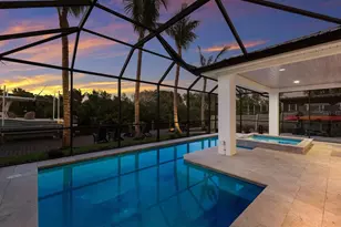 238 Island Cir, Sarasota, FL 34242 - Photo 45